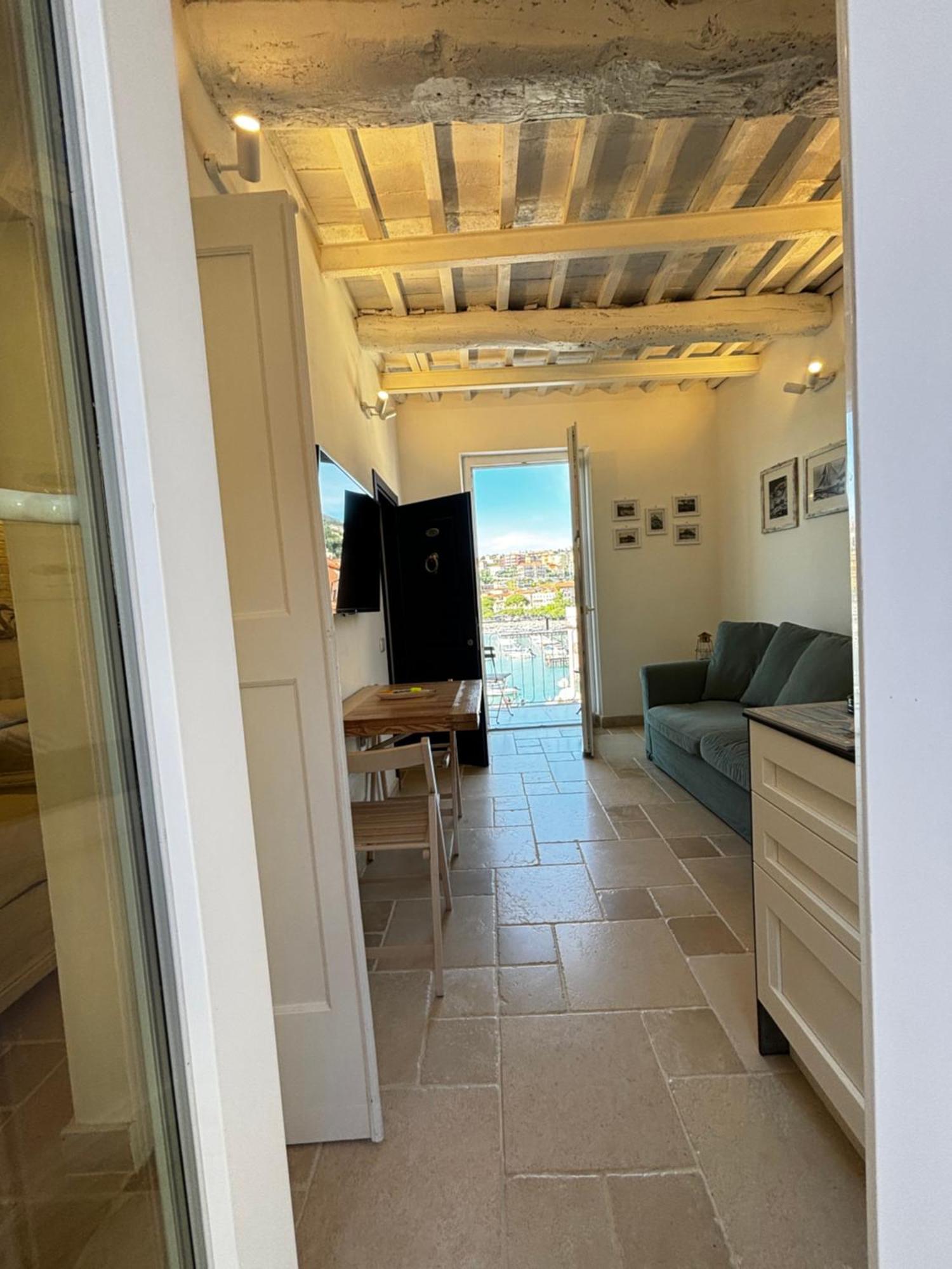 Suite Ventidue - Fronte Mare Lerici Ngoại thất bức ảnh